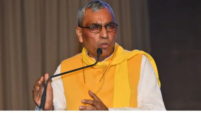 '2027 के विधानसभा चुनाव में सपा 27 सीटें भी नहीं जीत पाएगी'; गाजीपुर में बोले ओमप्रकाश राजभर
