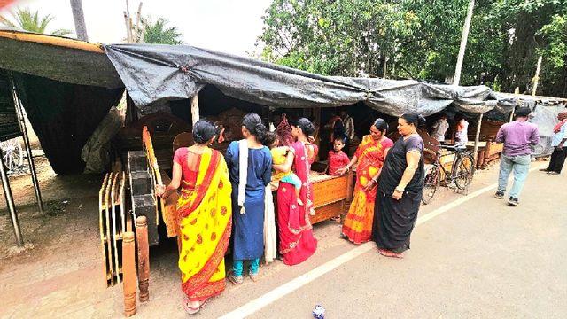 झारखंड ग्रामीण बैंक घोटाला? मिला 2 लाख का लोन, कागजों में दर्ज हुई 6 लाख की निकासी; JSLPS ने बैठाई जांच
