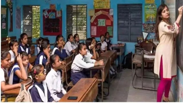 भीषण गर्मी के बीच आज से खुले बिहार के स्कूल, बदला गया समय; भागलपुर में MDM और बैक टू स्कूल वीक को लेकर नया आदेश जारी

