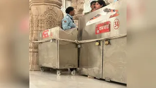 अब दानपात्रों से नकदी निकालने व ले जाने की होगी वीडियोग्राफी।