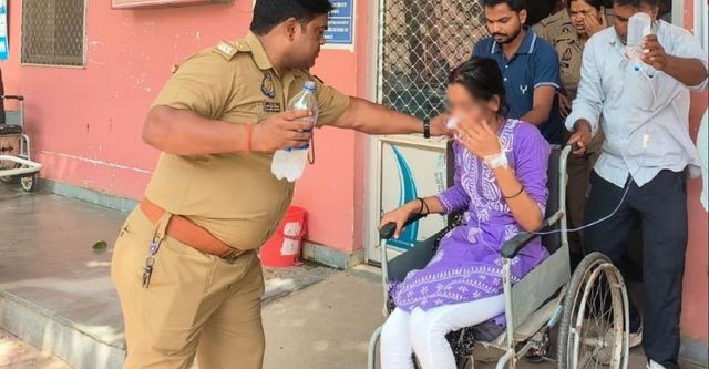 पति से विवाद के बाद महिला सिपाही ने उठाया आत्मघाती कदम, चूड़ी पीसकर पीने से बिगड़ी हालत
