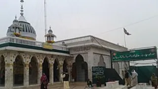 Pakistan Baba Rind पाकिस्तान में बाबा फरीद गंज के 784वें उर्स के दौरान मची भगदड़, 80 लोग ...