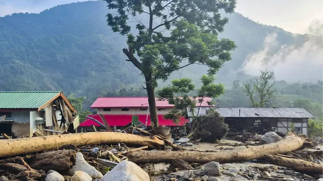 अरुणाचल प्रदेश में बाढ़-भूस्खलन से तबाही(फोटो: रॉयटर्स)
