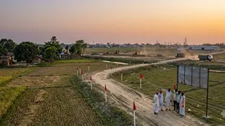 सरायगढ़ औद्योगिक क्षेत्र: 250 एकड़ भूमि अधिग्रहण की प्रारंभिक अधिसूचना जारी (AI Generated Image)
