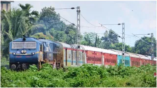 दुर्गापुर के स्थान पर अंडाल होकर चलेंगी ट्रेनें।( प्रतीकात्मक फोटो)