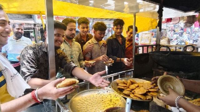 ग्रेटर नोएडा में यूपी इंटरनेशनल ट्रेड शो, फिरोजाबाद की कचौड़ी और आलू की टिक्की का स्वाद चखेंगे लोग