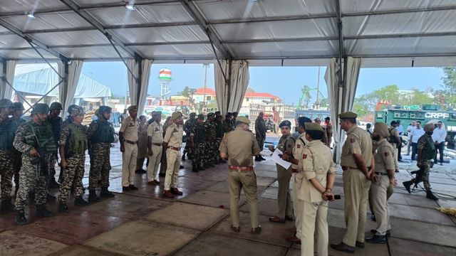 अमरनाथ यात्रा: लखनपुर से हीरानगर तक हाईवे का चप्पा-चप्पा अर्धसैनिक बलों के हवाले, हर 100 मीटर पर हथियारबंद जवान तैनात
