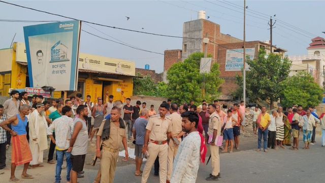 सारण में मिठाई दुकान खाेलने जा रहे युवक को ट्रक ने कुचला; घटनास्‍थल पर ही तोड़ा दम 
