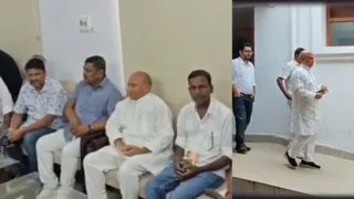 नीतीश कुमार से मिलने का इंतजार करते आरसीपी सिंंह। वीडियो ग्रैब