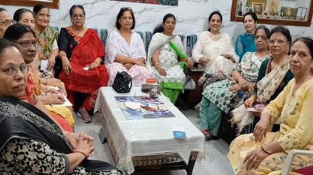 संवादहीनता बना रही रिश्तों को नाजुक, पसंद-नापसंद व माहौल पर हो खुलकर चर्चा
