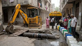 साउथ अनारकली की गली नंबर-8 में मरम्मत के बाद 15 दिनों से जलापूर्ति बाधित। (AI Generated Image)
