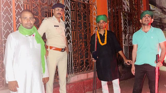 मुहर्रम पर औरंगाबाद में दिखी भाईचारे की मिसाल: मंदिरों की सुरक्षा में जुटे मुस्लिम युवा, गूंजे एकता के नारे
