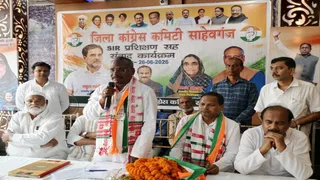 साहिबगंज में एसआइआर प्रशिक्षण शिविर को संबोधित करते प्रदीप कुमार बलमुचू।(फोटो जागरण)