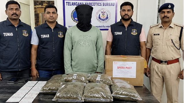 चिट्ठियों की जगह स्पीड पोस्ट से हो रही थी गांजे की सप्लाई, तेलंगाना की नारकोटिक्स टीम ने गिरिडीह से एक को दबोचा
