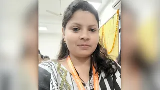 रेनू प्रजापति। सौ. स्वयं