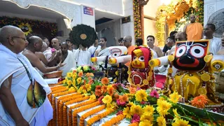 16 जुलाई को रथ पर आरूढ़ होकर देंगे दर्शन