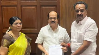 विधायक एमआर विजयभास्कर ने दिया इस्तीफा (फोटो- सोशल मीडिया)