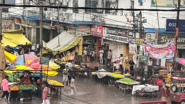 Kaimoor Rain: कैमूर पर मेहरबान हुए इंद्रदेव, 45 मिनट जमकर हुई वर्षा
