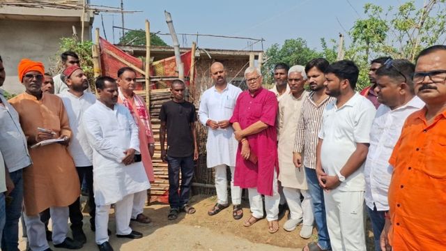 झारखंड के सिक्का गांव में रहस्यमय मौतों पर सियासत तेज, भाजपा ने हेमंत सरकार पर बोला हमला 
