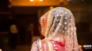 बहू ने ससुर पर अश्लील मैसेज भेजने व छेड़छाड़ करने का आरोप लगाया है। प्रतीकात्मक फोटो
