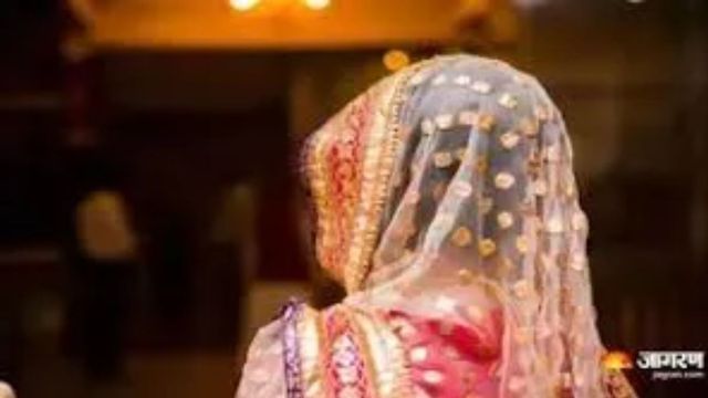 ससुर ने बहू को भेजे अश्लील मैसेज, मायके जाकर की छेड़छाड़; हमीरपुर थाने पहुंची पीड़िता रवीना बेगम