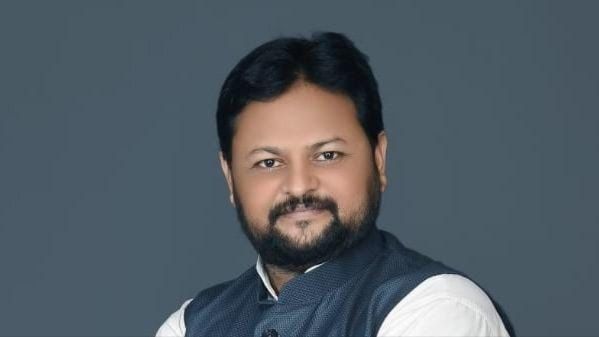 Doctors Day: गरीबों का फ्री इलाज कर बने थे निर्दलीय विधायक, 2 हार के बाद भी शत्रुघ्न प्रसाद की मानव सेवा जारी