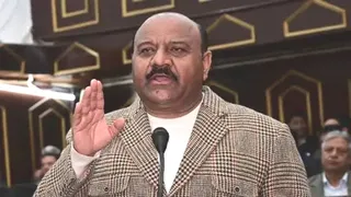 उपमुख्यमंत्री सुरिंदर चौधरी पर फंड डायवर्जन और सीएम के आदेशों की अनदेखी का गंभीर आरोप।