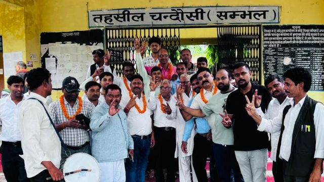 ई-रजिस्ट्री आंदोलन समाप्त, संभल में रजिस्ट्री कार्यालयों में लौटी रौनक, होने लगे जमीनों के बैनामे
