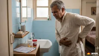 यूरिन में ब्लड आने के कारण (Image Source: AI Generated)