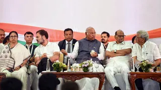 एसआईआर पर रार: विपक्षी दलों ने CJI को लिखा पत्र, भाजपा भड़की