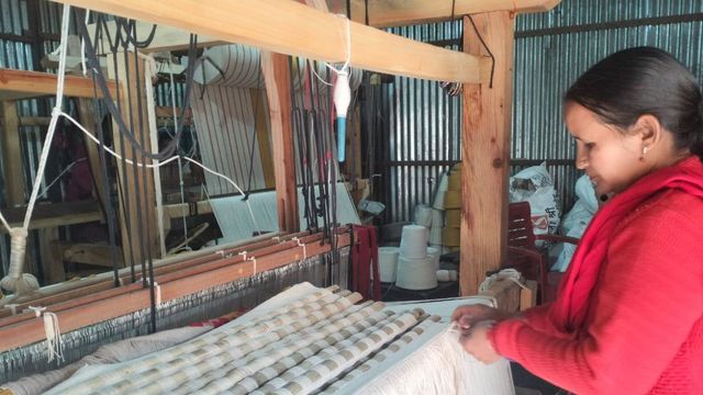उत्तराखंड: अमेरिका और जापान तक पहुंच रही अल्मोड़ा की हर्बल चाय और हस्तशिल्प
