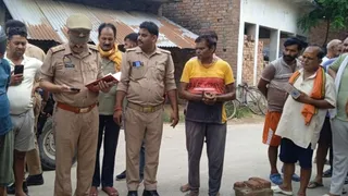 आजमगढ़ में डंपर की चपेट में आने से महिला की मौत, परिवार में छाया गम।