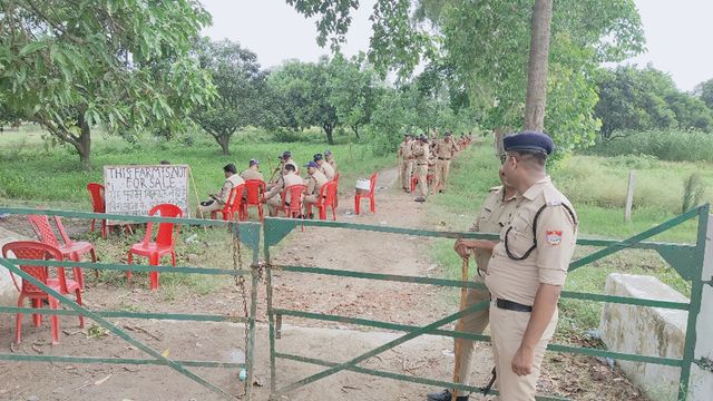 किच्छा भूमि विवाद: विधायक बेहड़ के हंगामे के बाद हाई अलर्ट पर पुलिस, एसएसपी कार्यालय बना छावनी