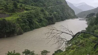 इस झील के पूरी तरह खाली नहीं होने के चलते दोबारा यहां झील बनने की स्थितिया बनीं। जागरण