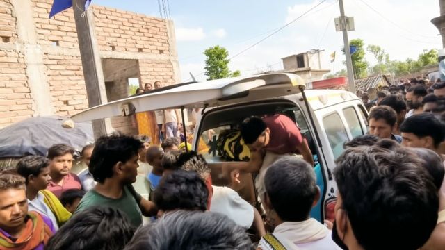 पंजाब जा रहे पश्चिमी चंपारण के मजदूर की ट्रेन से गिरकर मौत, शव पहुंचने पर परिजनों में छाया मातम
