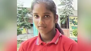 आयुषी प्रजापति