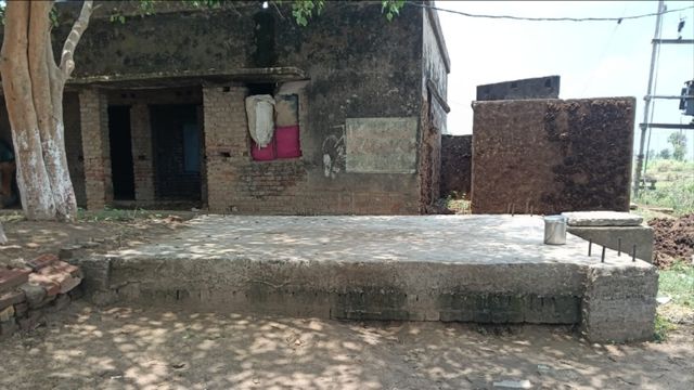 गया में बिना मोटर लगाए डकार गए नल-जल योजना के ₹7.50 लाख, केवल चबूतरा बनाकर कागजों पर दिखाया खर्च