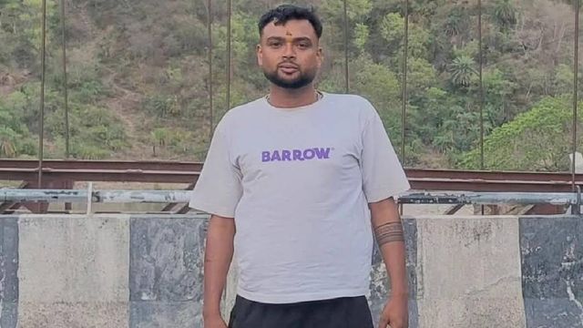 पठानकोट में पत्नी के सामने युवक की हत्या, दातर से किया ताबड़तोड़ हमला; इलाके में दहशत
