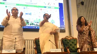 ईवी पॉलिसी लाकर दिल्ली सरकार ने प्रदूषण मुक्ति दिल्ली की ओर पहला कदम बढ़ाया है। फोटो: आर्काइव