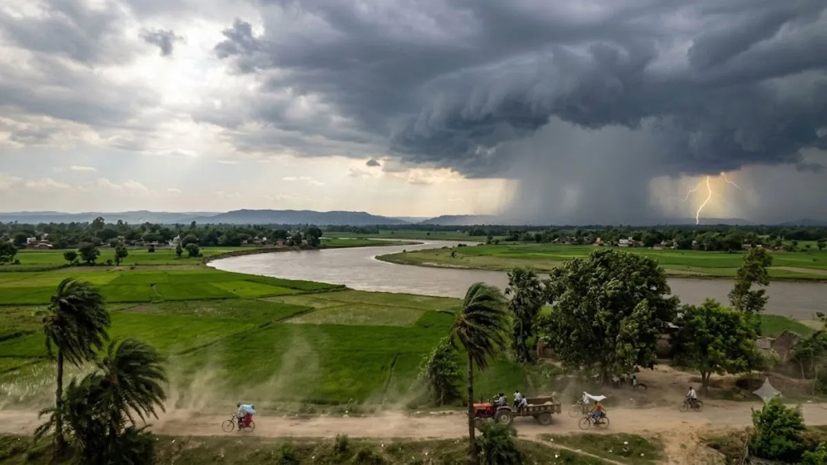 Kal Ka Mausam 5 July: बिहार में मानसून सुस्त, उमस के बीच उत्तर बिहार के 12 जिलों में बारिश का येलो अलर्ट