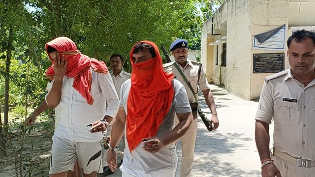 बिहार के मोकामा में महिला कांस्टेबल से छेड़खानी, इंजीनियर समेत नगर परिषद के 3 कर्मचारी गिरफ्तार 
