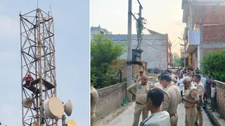 मोबाइल टावर पर चढ़ी दिव्यांग छात्रा, मौके पर पहुंची पुलिस टीम
