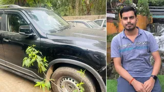 शनिवार रात तेज रफ्तार स्काॅर्पियो गाड़ी ने ओल्ड दिल्ली रोड पर बैंक मार्केट के पास बाइक से जा रहे इंजीनियर युवक को टक्कर मार दी। हादसे में युवक की मौत हो गई।