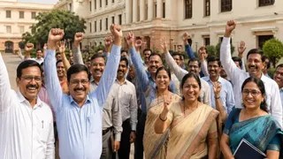 20 जुलाई तक पूरा होगा वेतन सत्यापन अभियान(AI फोटो)