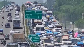 पूर्णिमा स्नान पर्व पर हाइवे पर वाहनों की भारी भीड़: जागरण आर्काइव