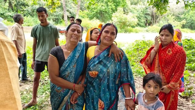 मुंगेर में मुर्गा कारोबारी की हत्या, झाड़ी में मिला शव; जमीन विवाद-मारपीट के एंगल पर जांच
