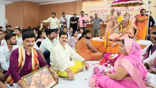 जिले में आयोजित कार्यक्रम में बोलते स्वामी अविमुक्तेश्वरानंद सरस्वती।