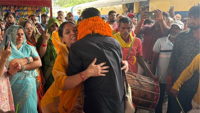 इंटर में जिला टॉपर, अब BPSC अफसर; बिहिया के निशांत कुमार बने युवाओं के लिए मिसाल, हुआ भव्‍य स्‍वागत
