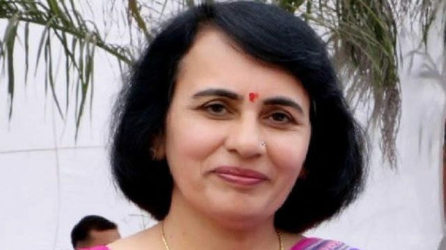 UP के गांव की बेटी डॉ. सुनीता सिंह बनीं हिमाचल प्रदेश में उच्च शिक्षा निदेशक, ग्रामीणों ने जताई खुशी