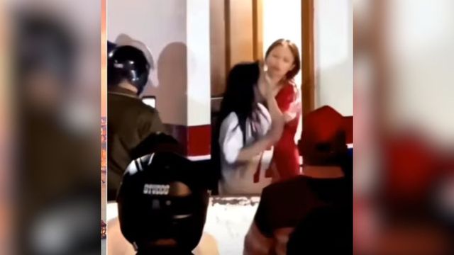 मसूरी: नशे में धुत महिला पर्यटक ने मालरोड पर काटा हंगामा, पुलिस ने काउंसलिंग के बाद छोड़ा
